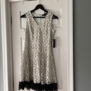 Black and white a line Donna Ricco dress